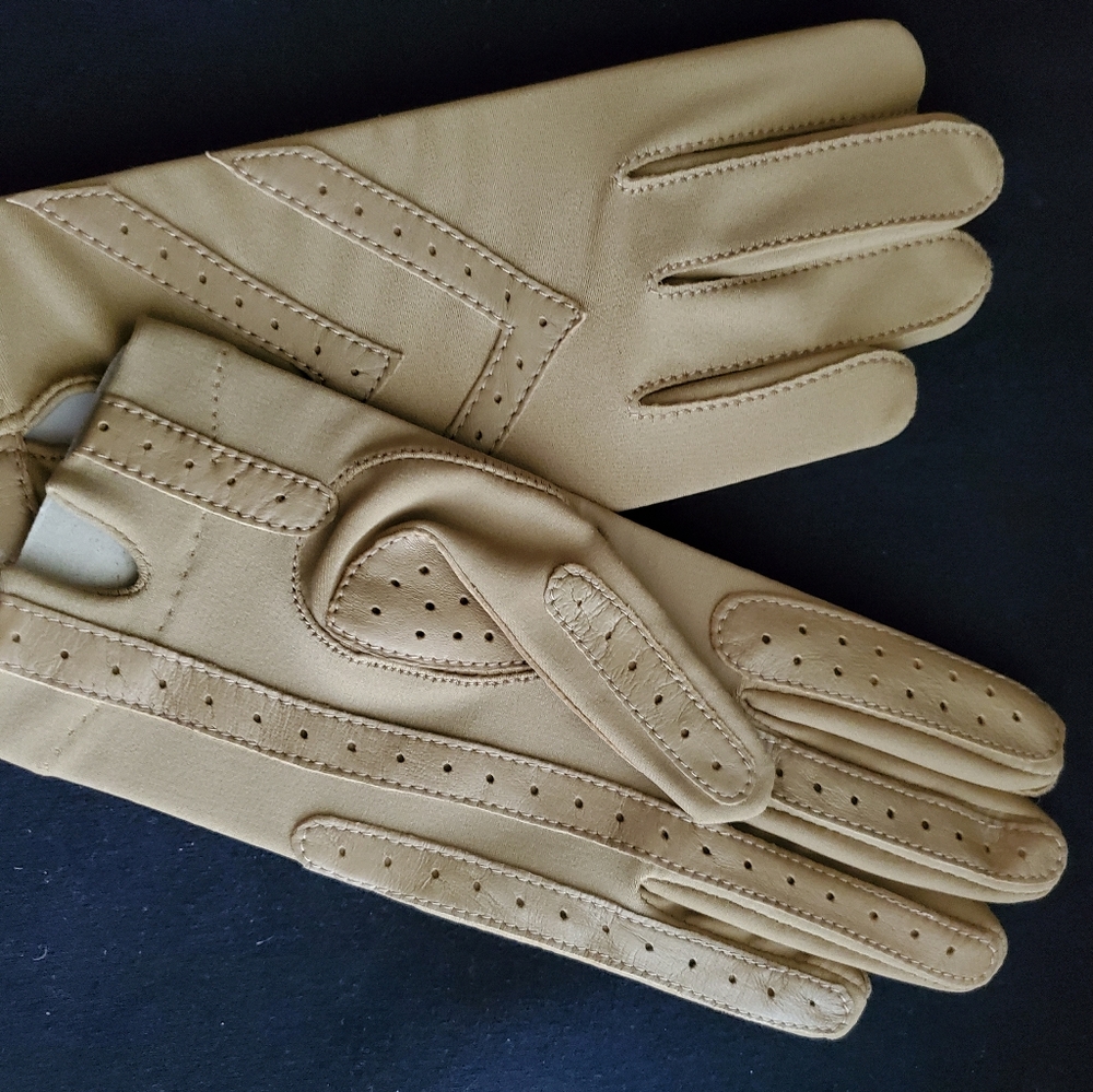 Isotoner Gloves
